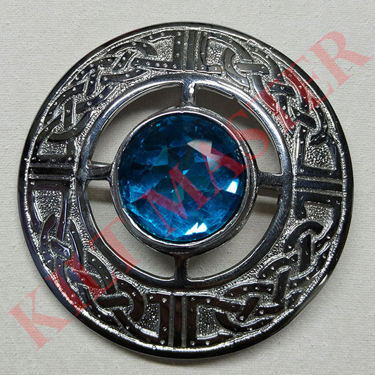 Blue Stone Kilt Fly Plaid Brooch: Silver Elegance