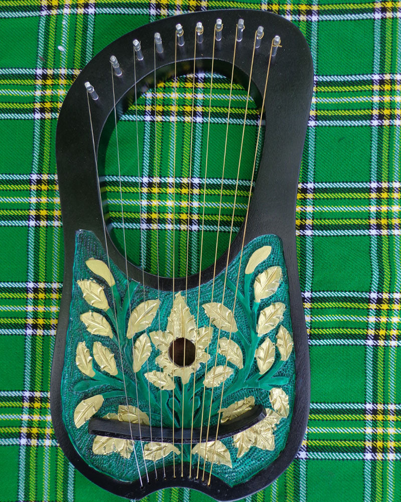 Lyre Harp Leaves